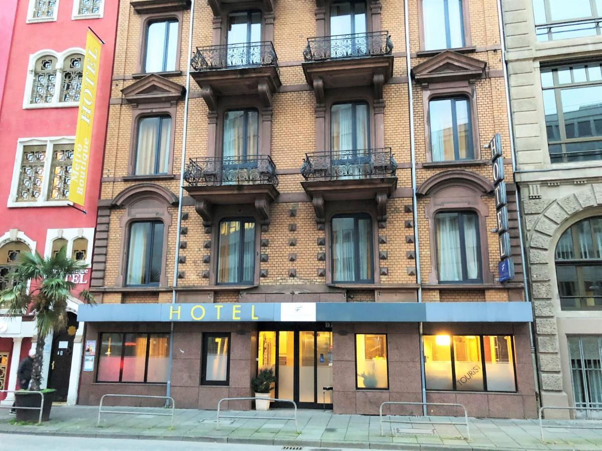 Frankair Star Hotel Frankfurt City Francoforte sul Meno Esterno foto